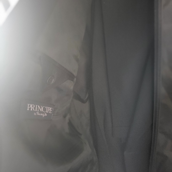 Men Suits - Picture 3 of 16